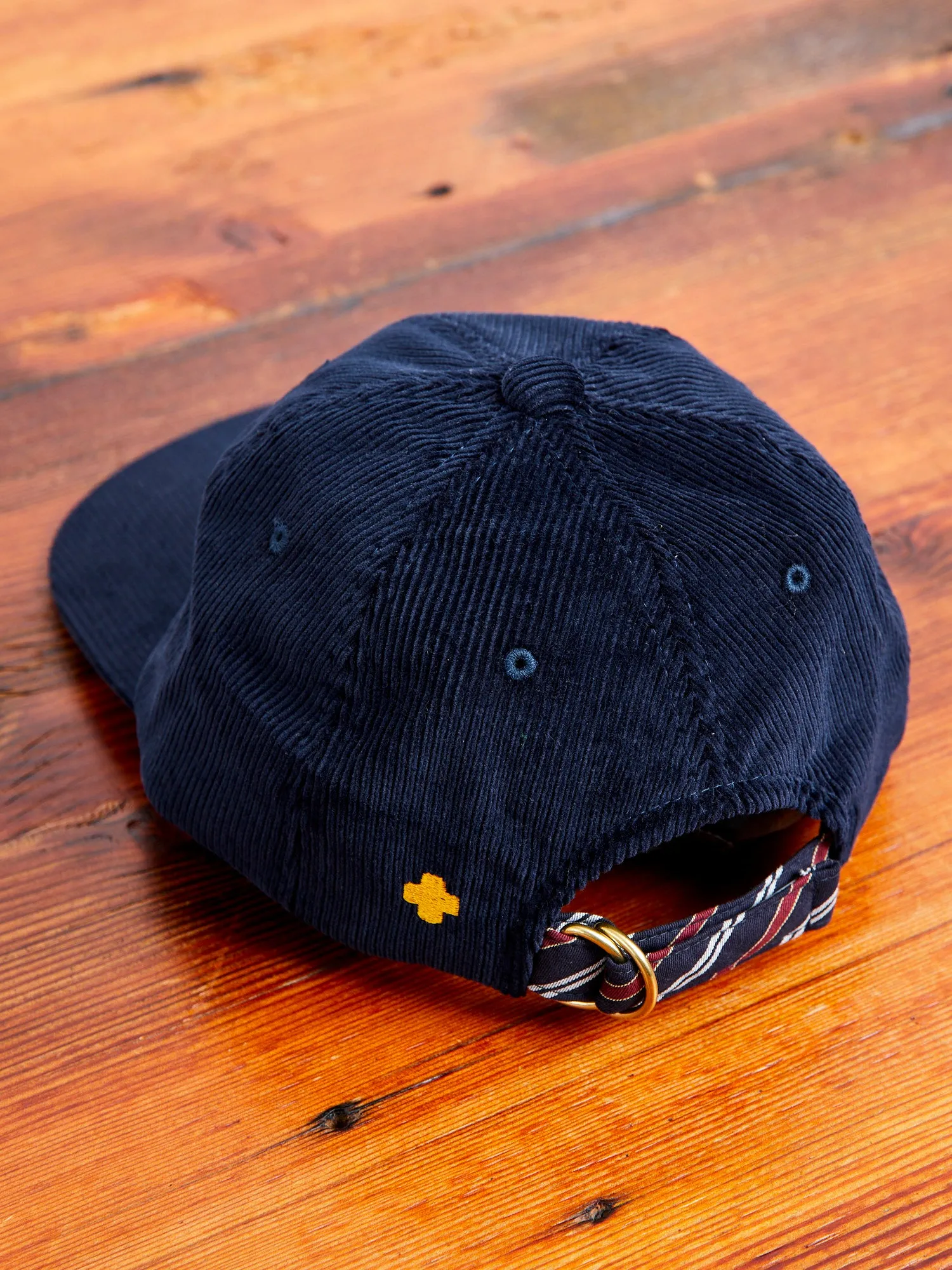 6-Panel Corduroy Cap in Navy