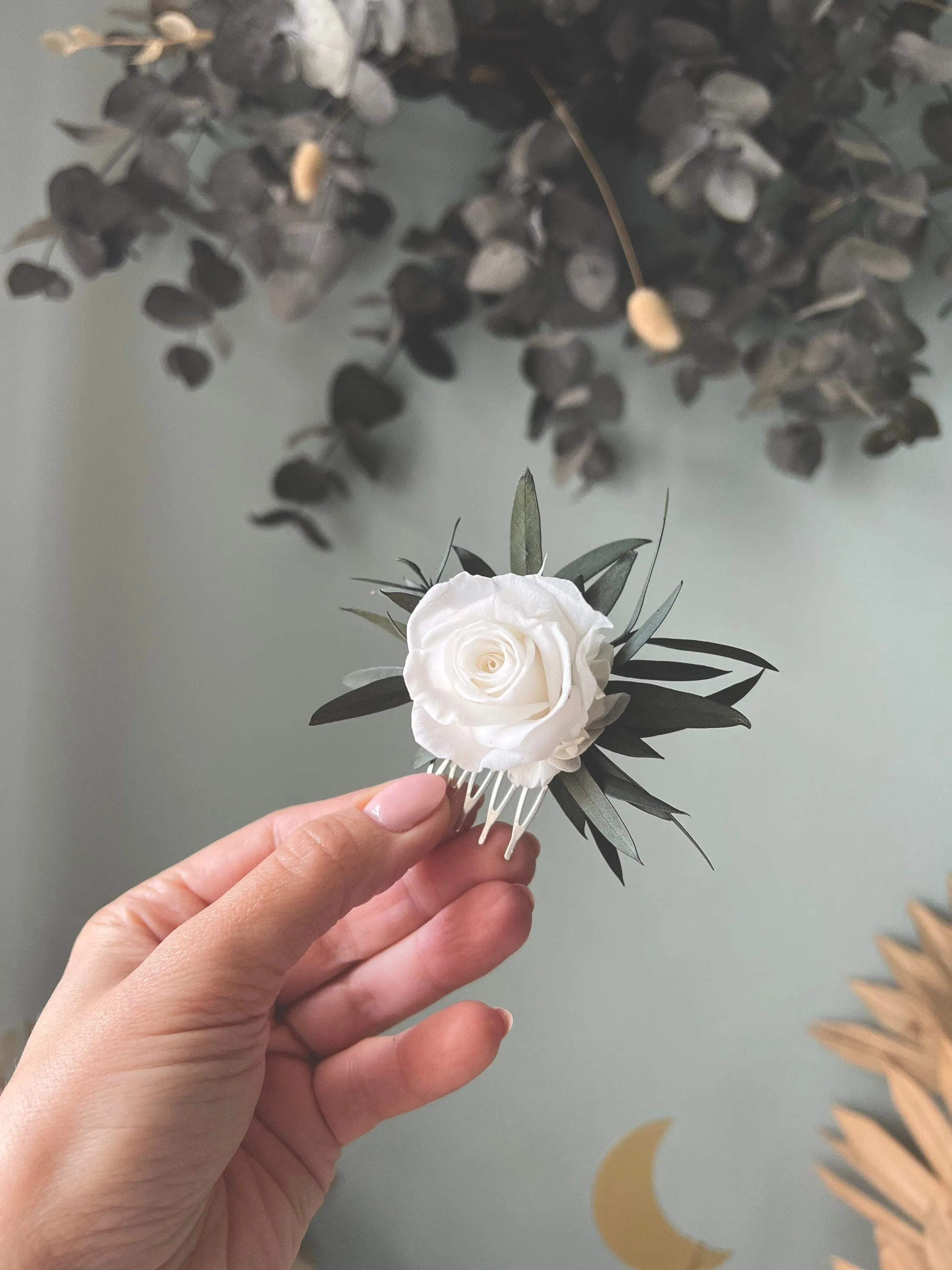 Bridal Rose Hair Pin and Hair Comb, White and Green Hair Piece for Rustic Barn Wedding, Minimalist Bridal Hair Accessories Gold UK