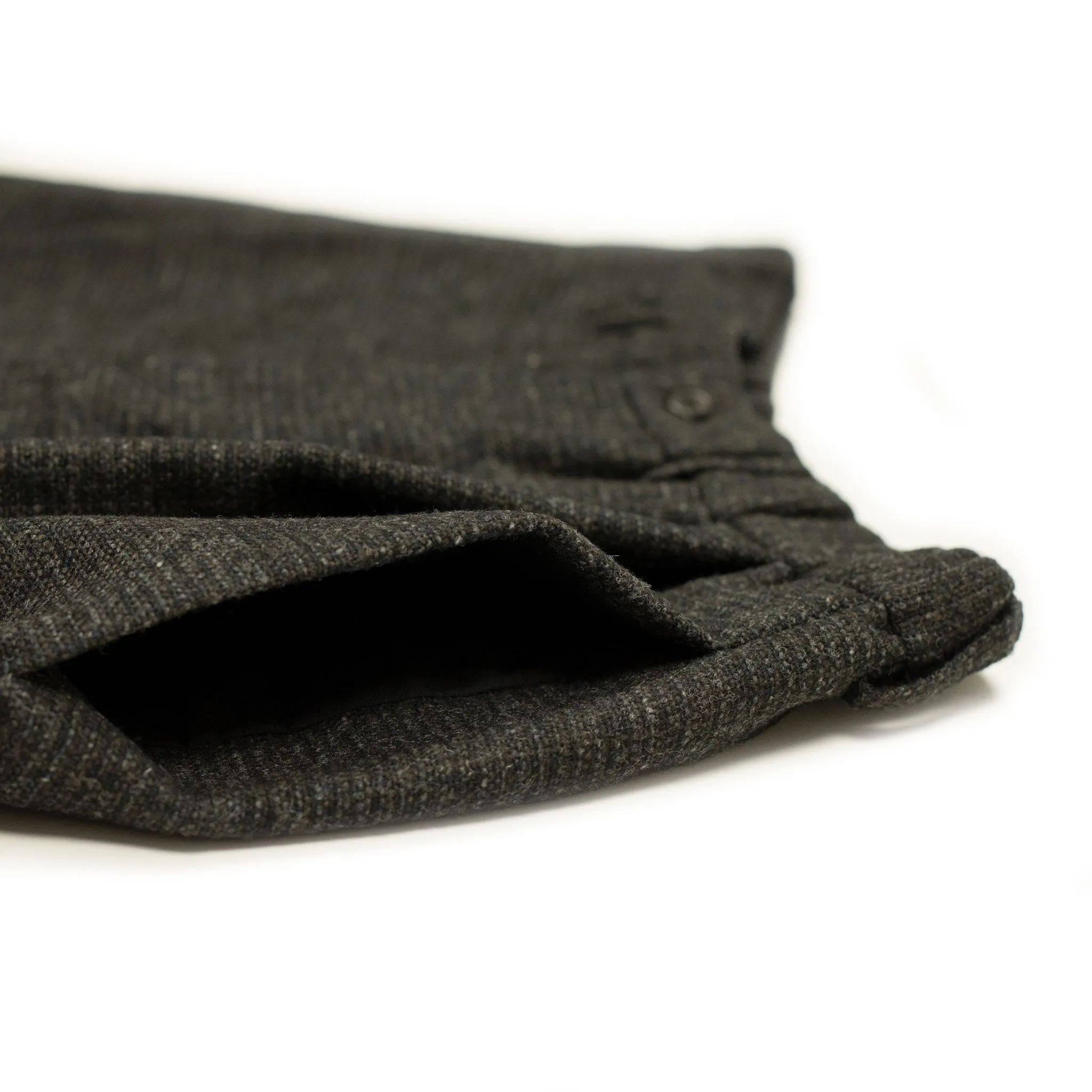 Combing easy pants in charcoal, brown and black Donegal grid wool