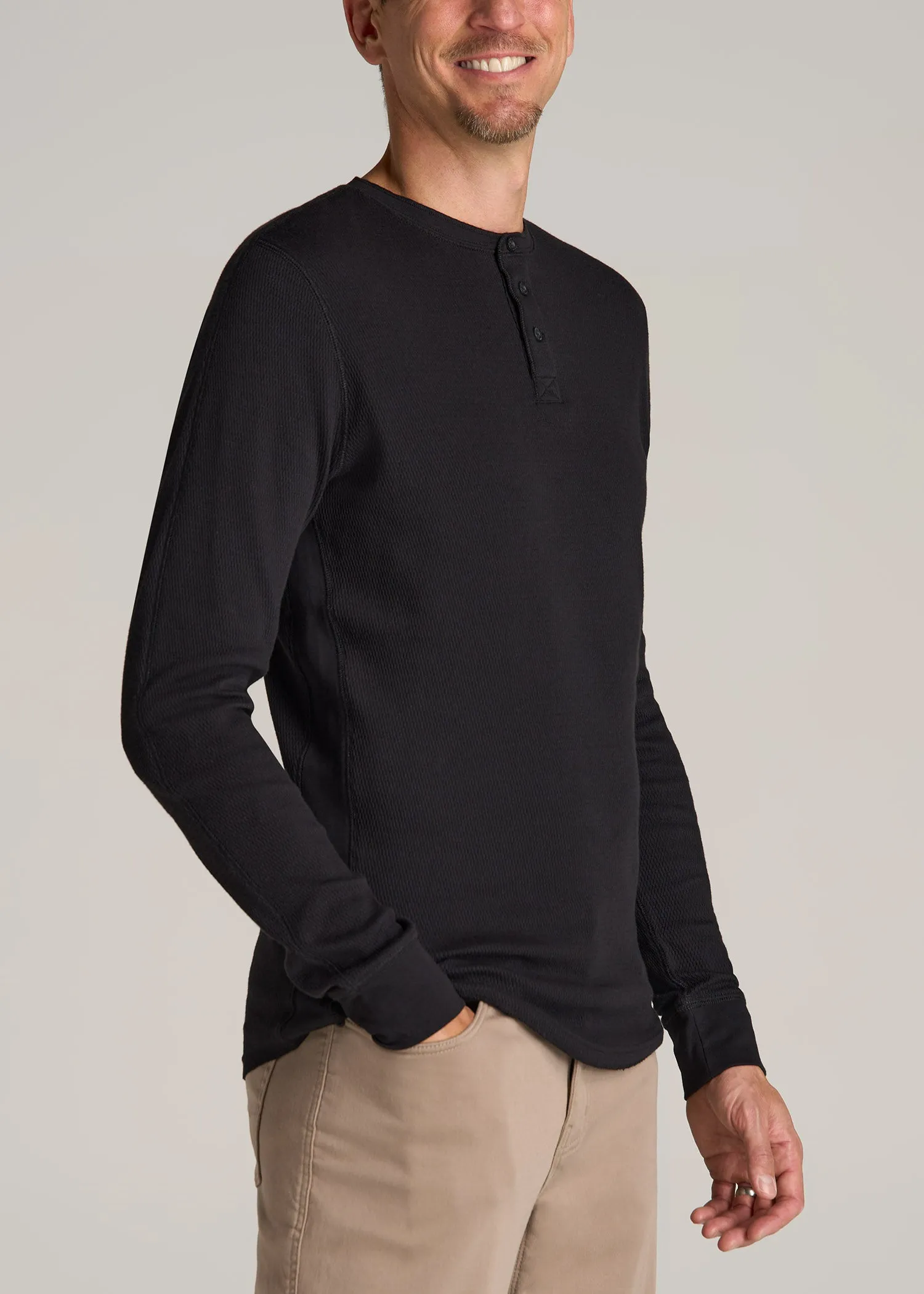 Double Honeycomb Thermal Long-Sleeve Henley Shirt for Tall Men in Black