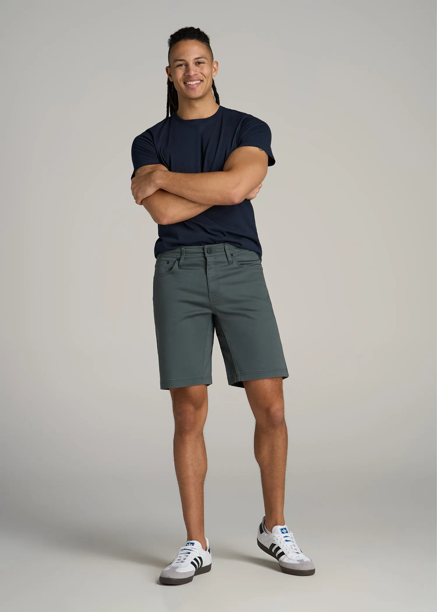 Everyday Comfort 5 Pocket Short for Tall Men in Soft Green