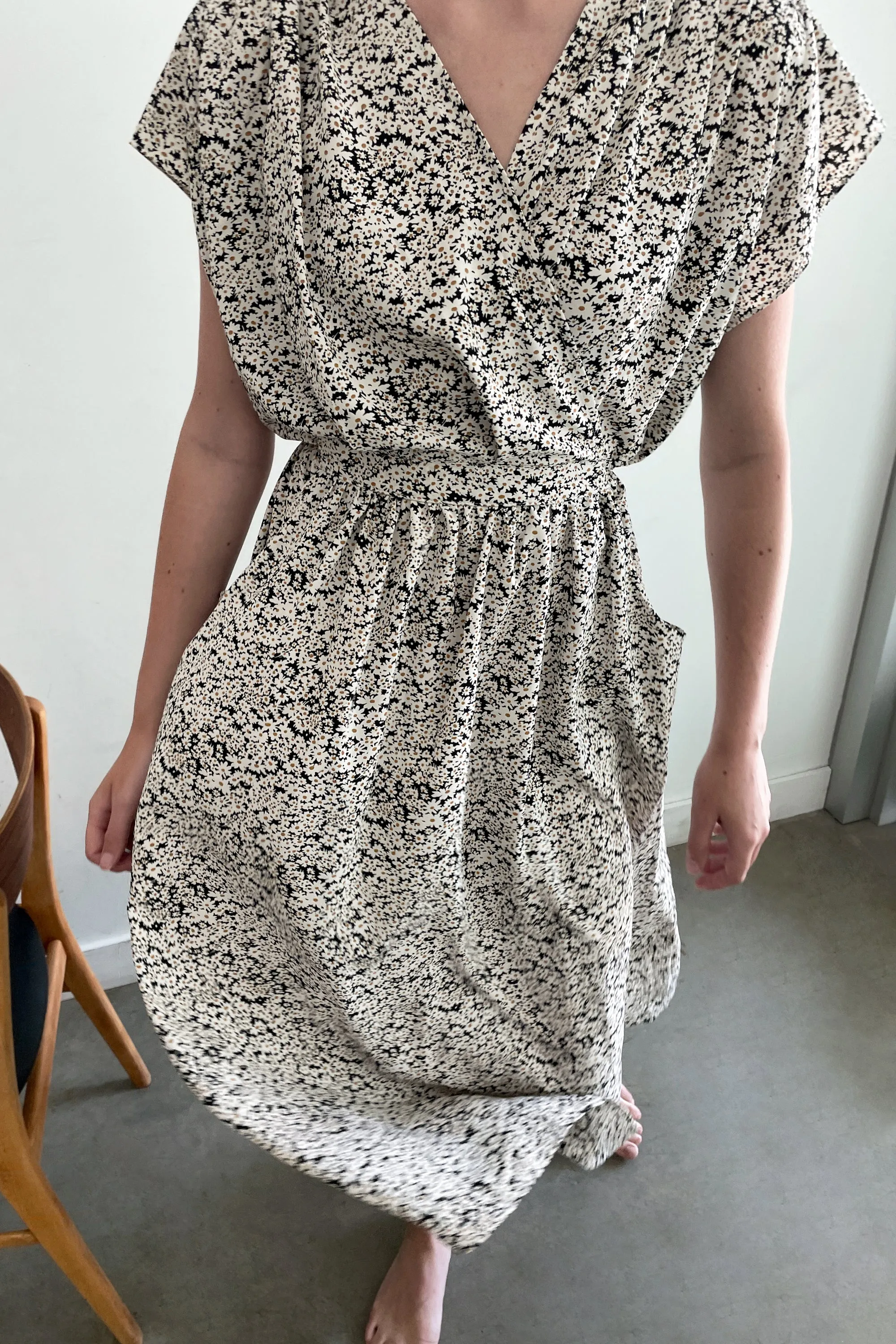 FLORAL MIDI DRESS