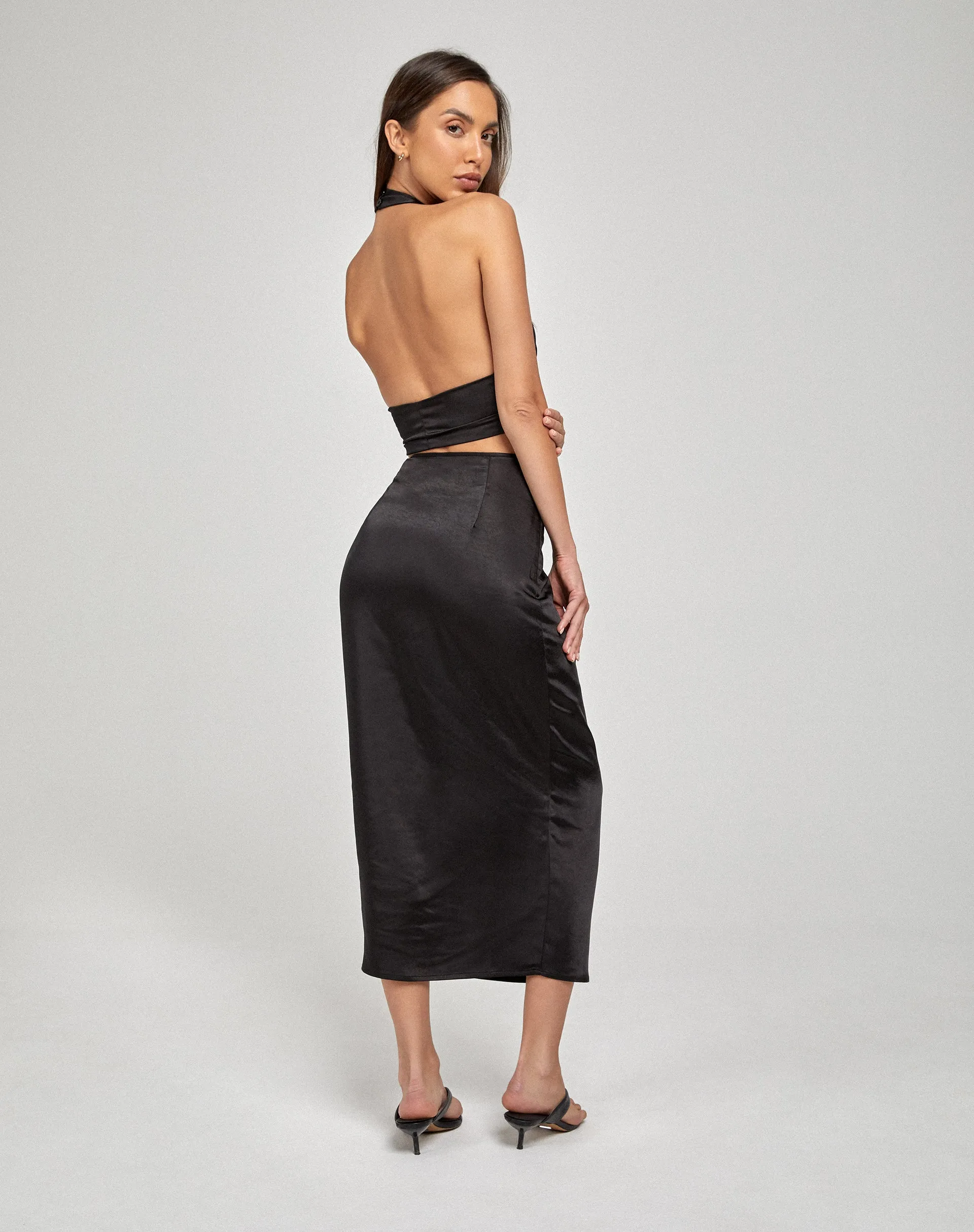 Gardy Midi Skirt in Satin Black