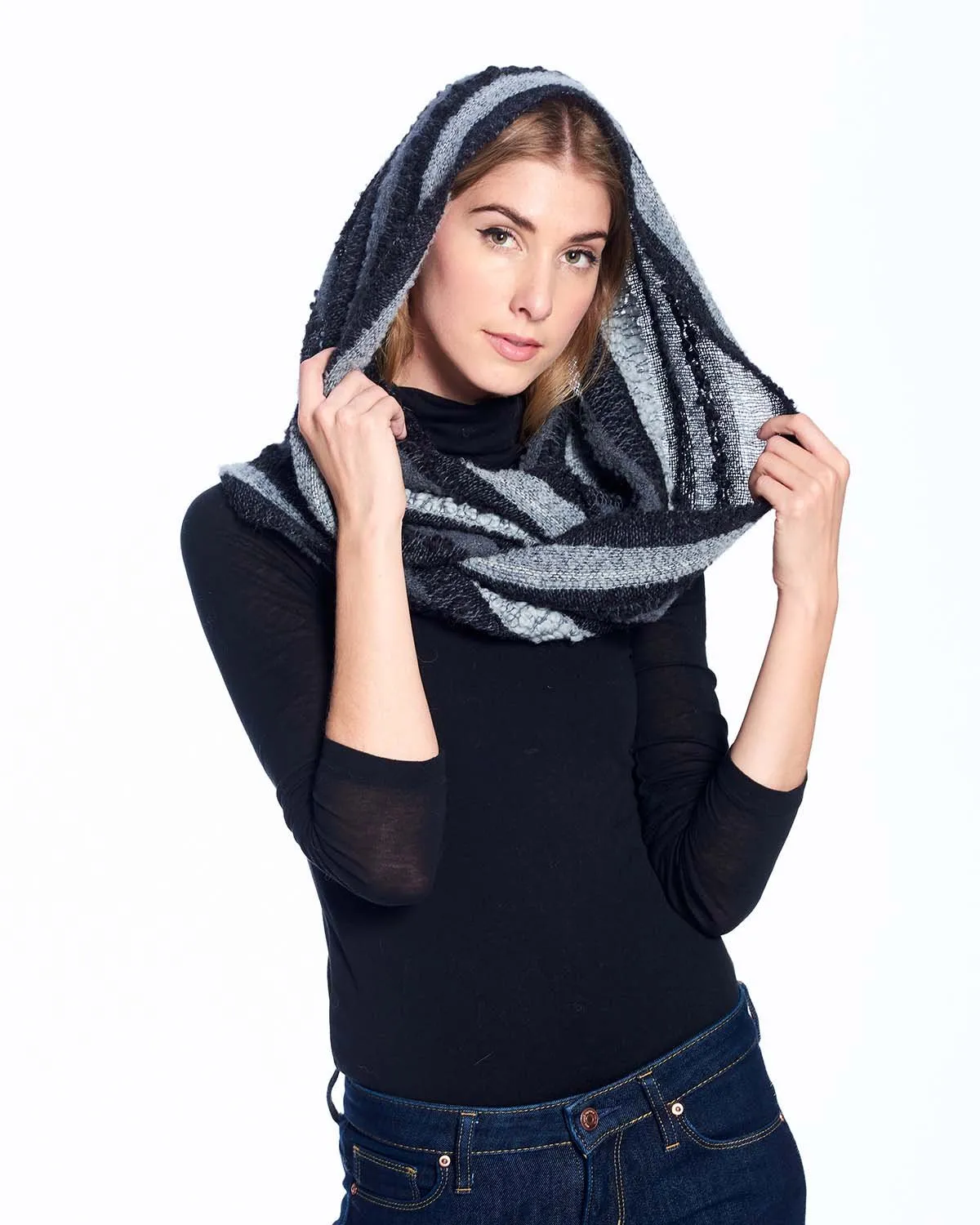 Infinity Alpaca Scarf - Boucle - Charcoal