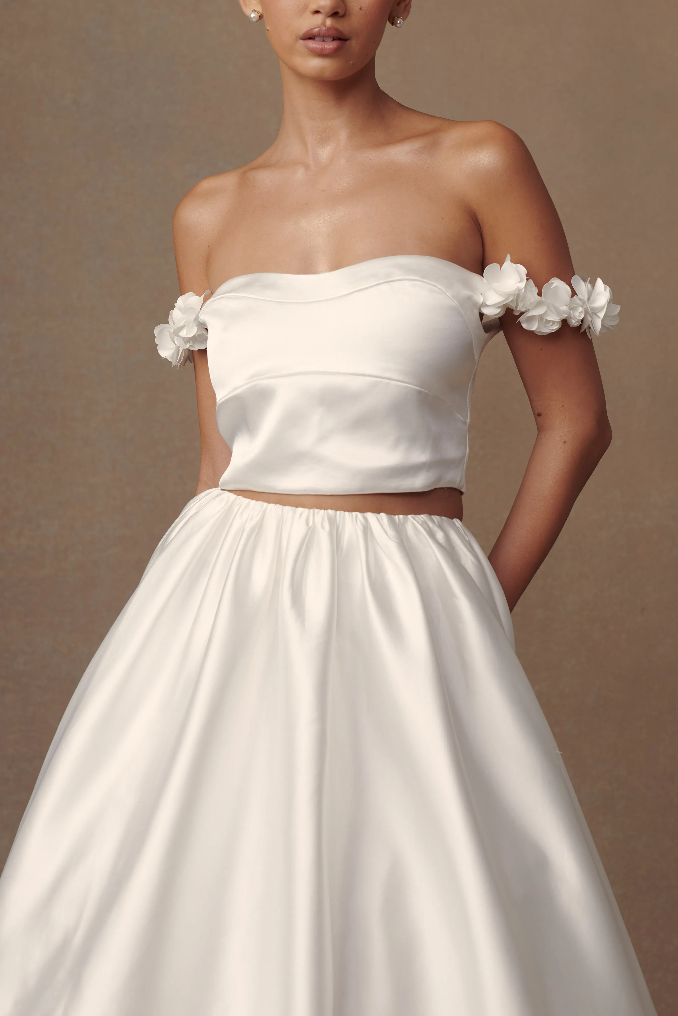 Karrie Cropped Satin Rose Bodice - White