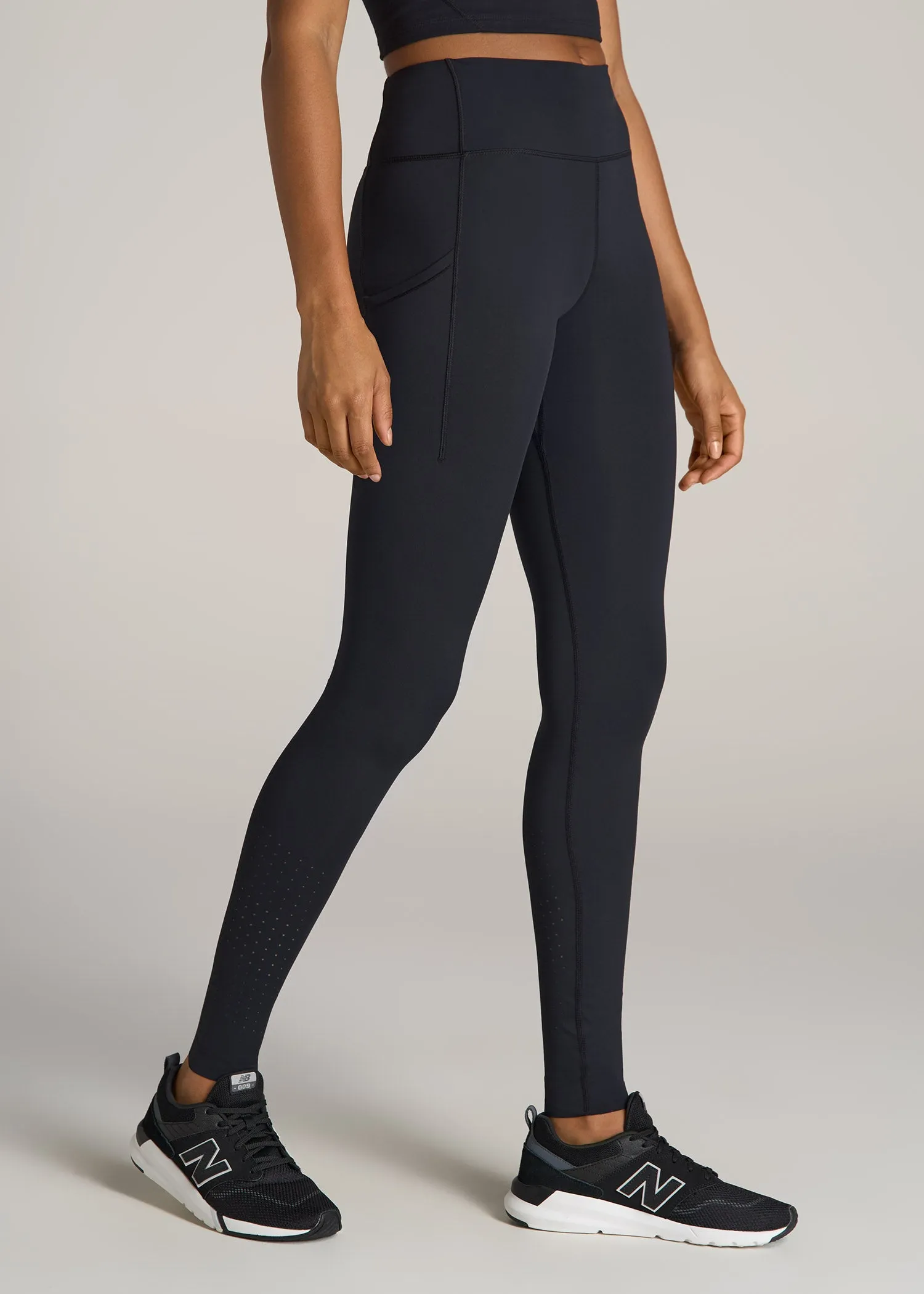 Mid Rise Run Legging for Tall Women in Black