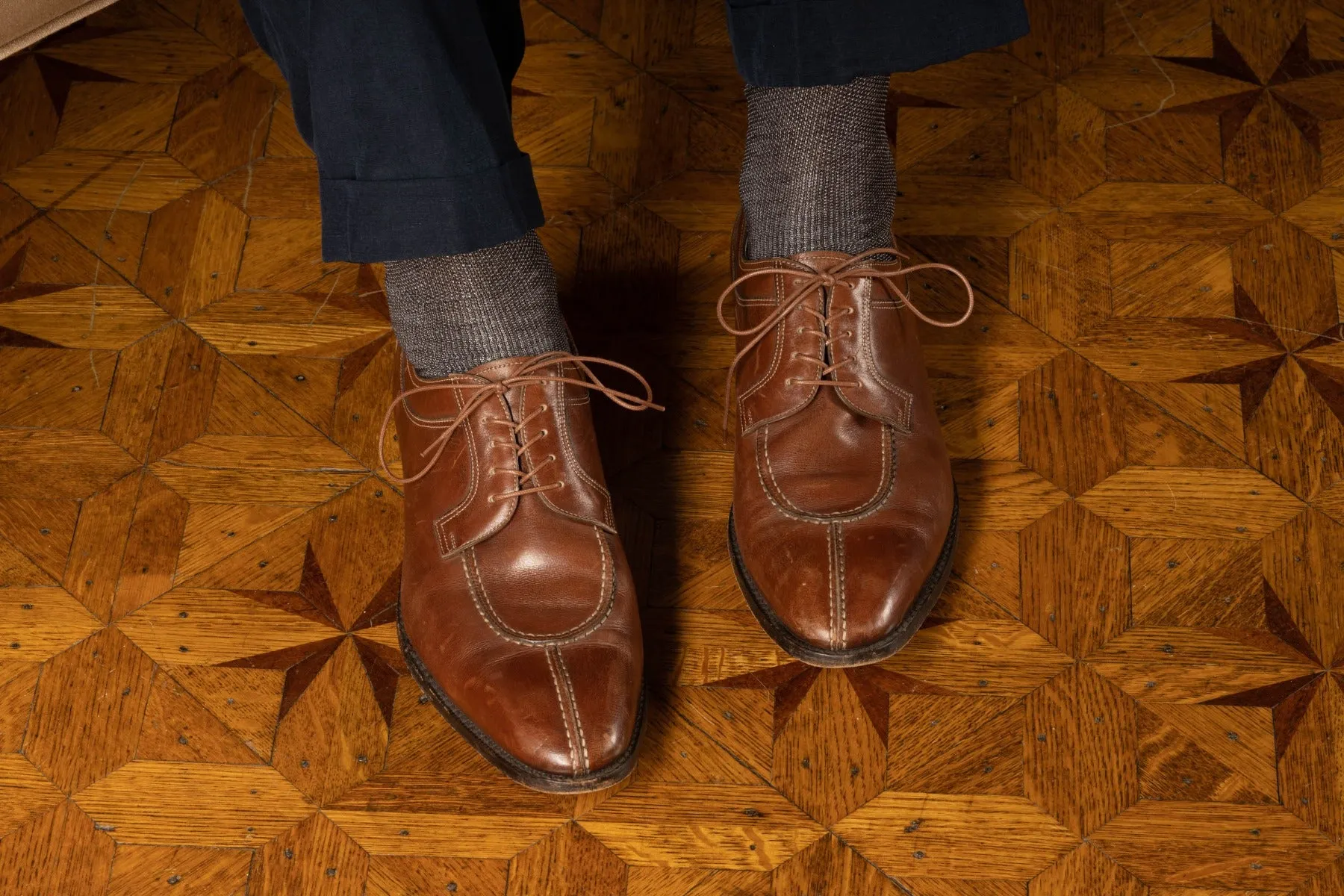 Round Dark Cognac Waxed Cotton Shoelaces