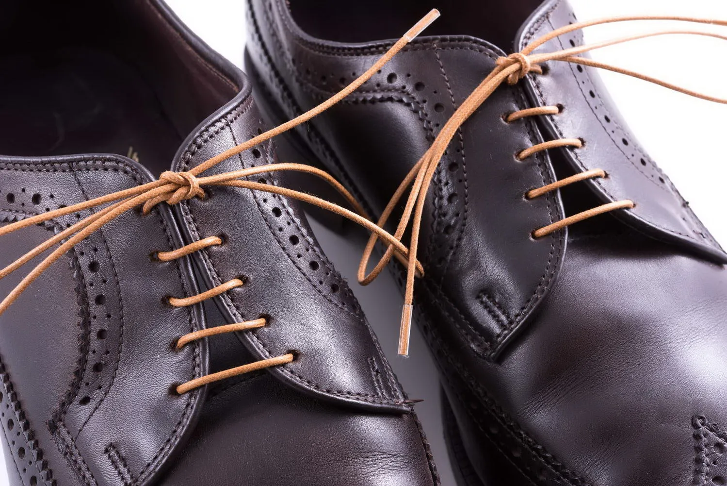 Round Light Brown Waxed Cotton Shoelaces