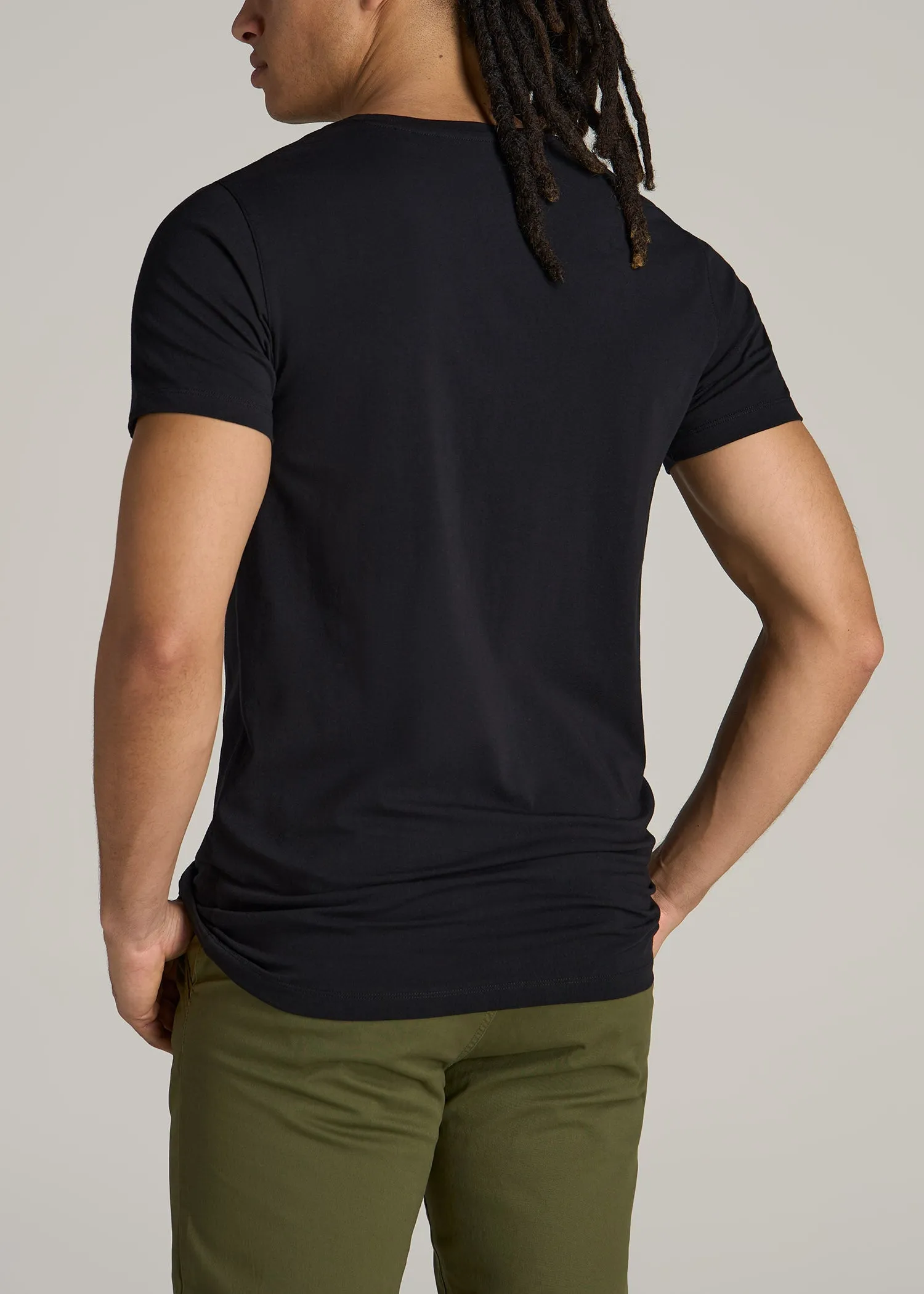 The Essential MODERN-FIT V-Neck Tee for Tall Men in Black