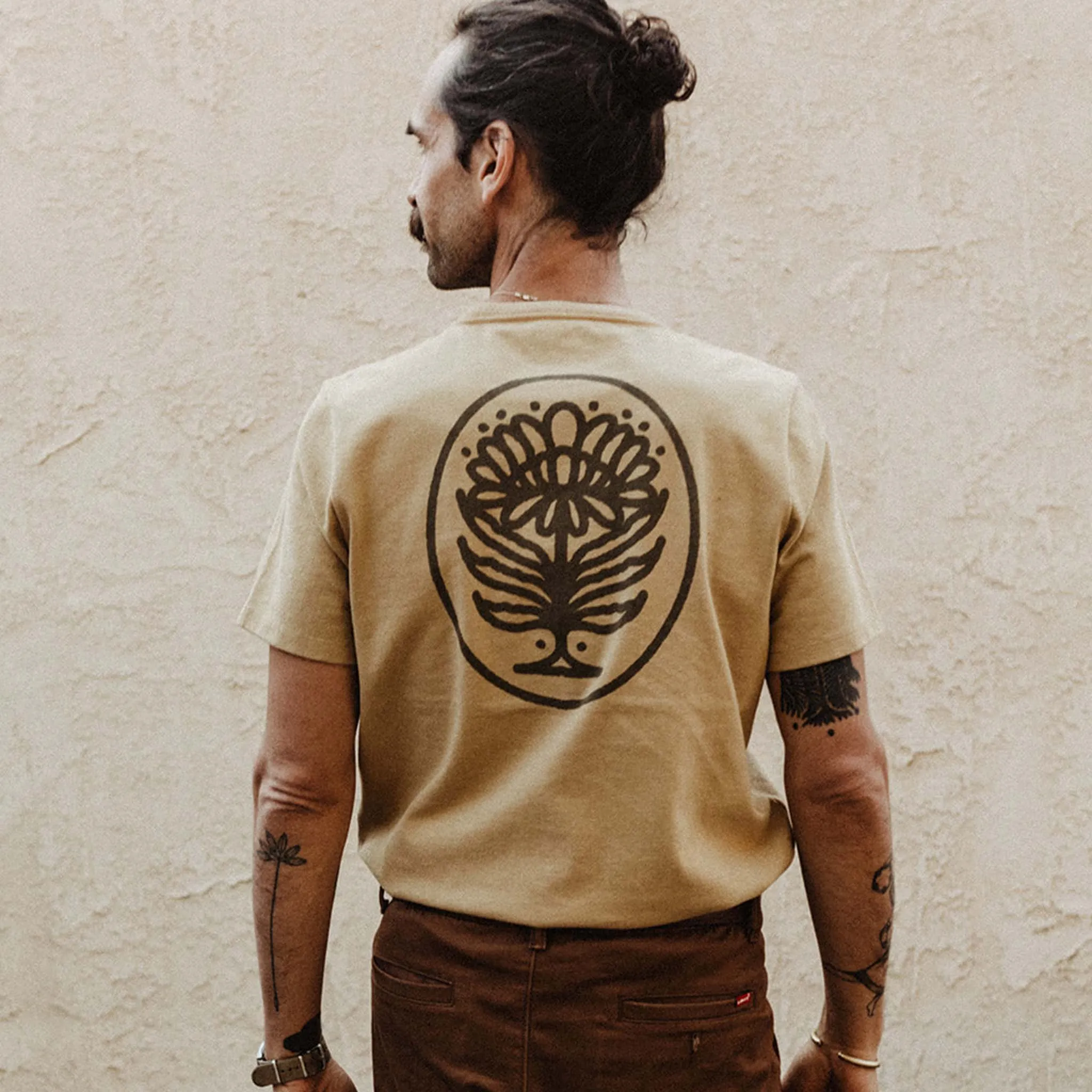 The Heavy Bag Tee in Khaki Dahlia