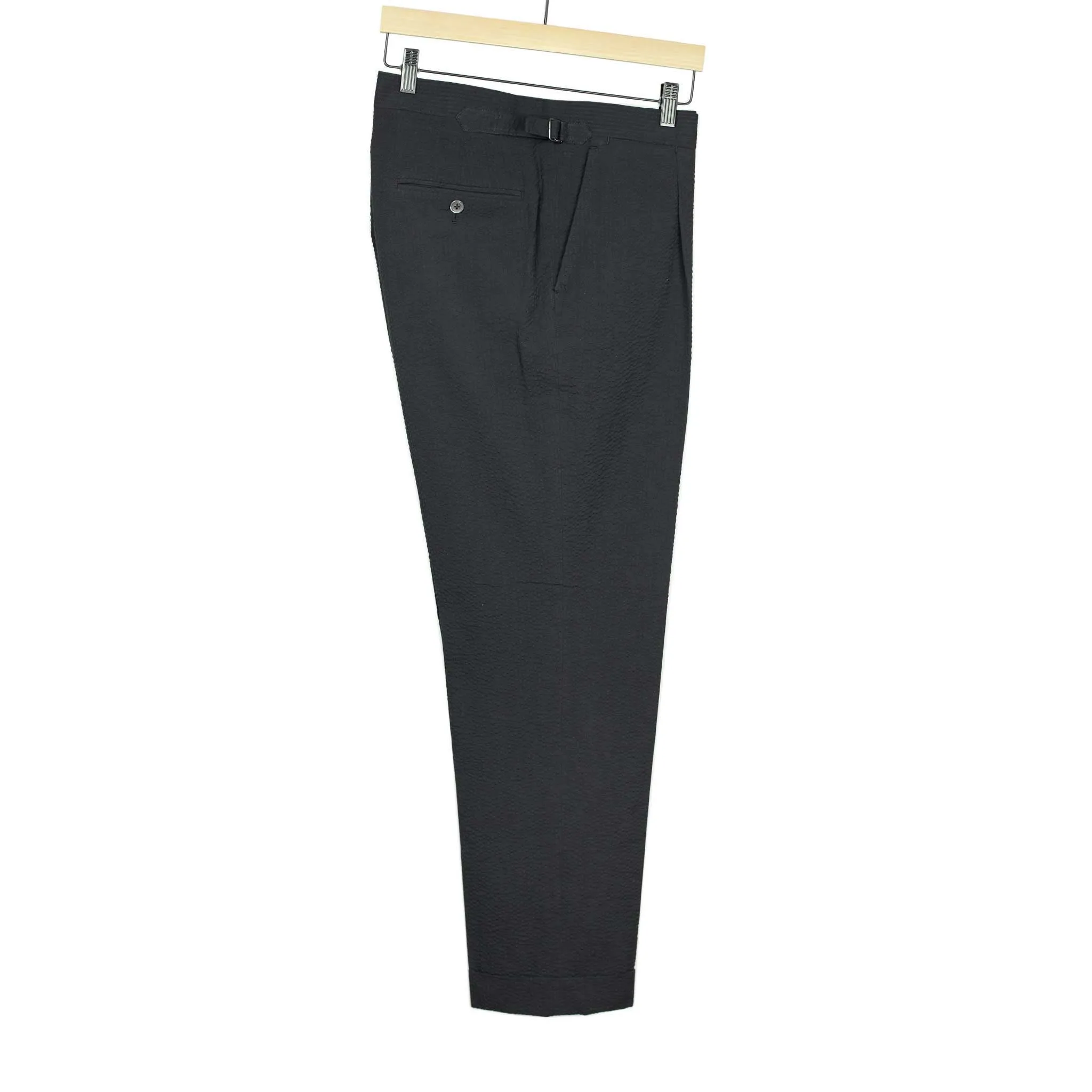 x Sartoria Carrara: pleated trousers in black seersucker (separates)